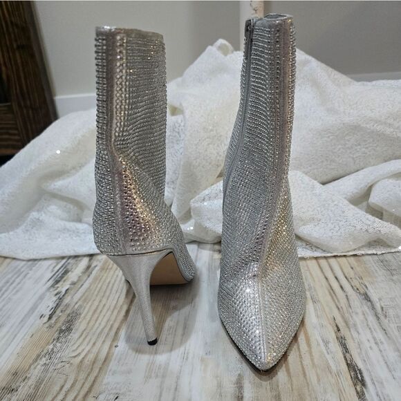 BP Athenna Crystal Bootie In Silver Heat Seal NWOT sz 5 - Picture 4 of 7